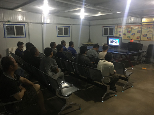 冬季施工鏖戰(zhàn)急，防寒措施保安全