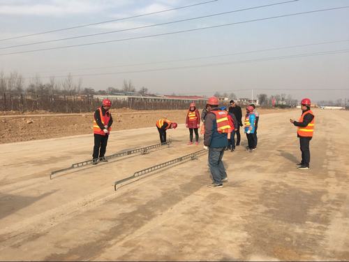 澄合分公司十五項目部G242大荔縣城過境段公路建設(shè)工程路基順利通過交工驗收