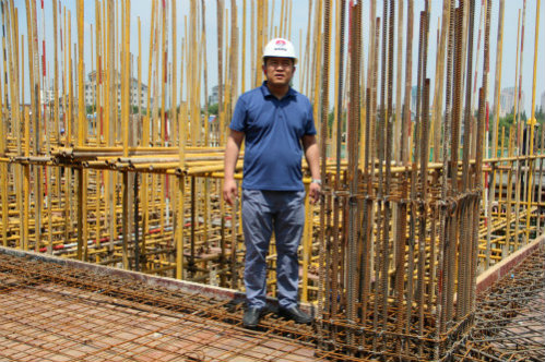 奉獻(xiàn)的青春最美麗