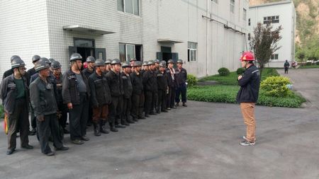 陜煤建設(shè)天工公司瑞能礦建項(xiàng)目部“六小”推進(jìn)班組建設(shè)