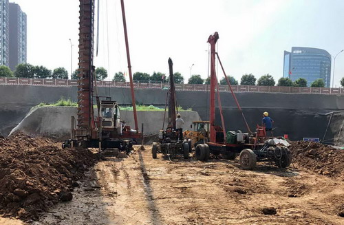 陜煤建設(shè)銅川公司打響藍(lán)山水岸項(xiàng)目工程建設(shè)攻堅戰(zhàn)