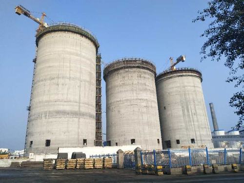 陜煤建設(shè)韓城分公司紅柳林2號產(chǎn)品倉滑模施工順利完成