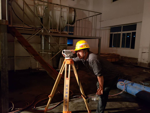 陜煤機電安裝公司承建的小保當(dāng)?shù)V末煤倉倉下輸送設(shè)備安裝如火如荼