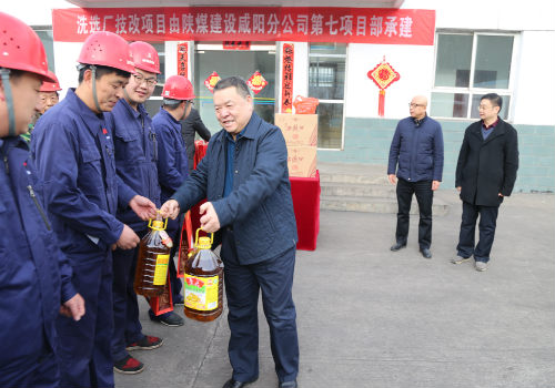 瞧，我們的春節(jié)這樣過