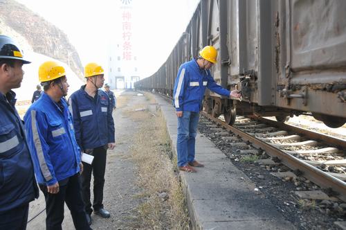 陜煤建設(shè)洗選煤運(yùn)營(yíng)公司：心系勞動(dòng)者  “五一”進(jìn)基層