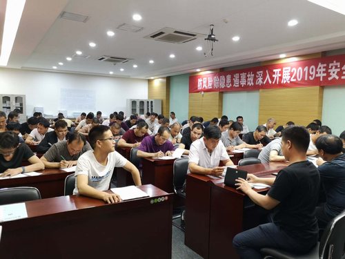 陜煤建設(shè)掘進(jìn)公司:揮出安全組合拳保障鐵軍安全前行