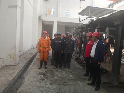 陜煤建設(shè)礦建二公司冶坪項(xiàng)目部開展雨季“三防”聯(lián)合應(yīng)急演練