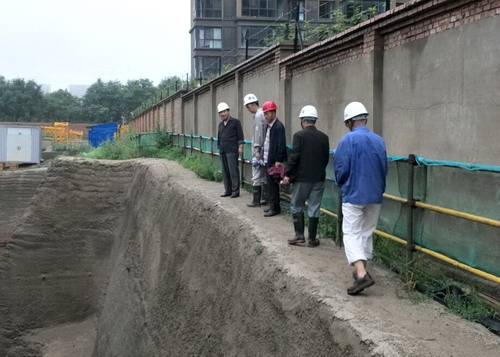 陜煤建設(shè)銅川公司西安項目部全力備戰(zhàn)“雨季三防”