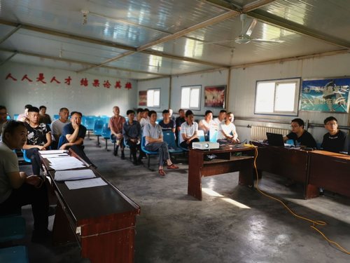 陜煤建設(shè)掘進(jìn)公司：學(xué)規(guī)程 背規(guī)程 用規(guī)程 規(guī)范行為保安全