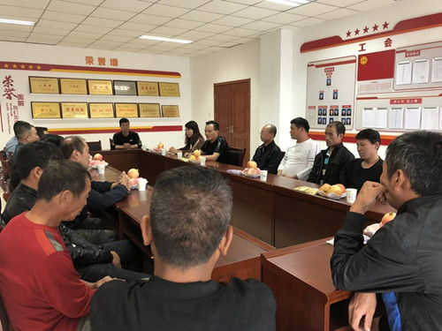 陜煤建設機電安裝公司領導中秋佳節(jié)走訪慰問一線職工