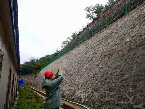 陜煤建設(shè)礦建二公司冶坪項目部開展“雨季三防”專項檢查活動