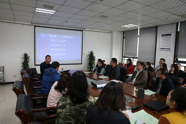陜煤建天工公司消防知識(shí)培訓(xùn)+火災(zāi)逃生演練提升公司安全軟實(shí)力