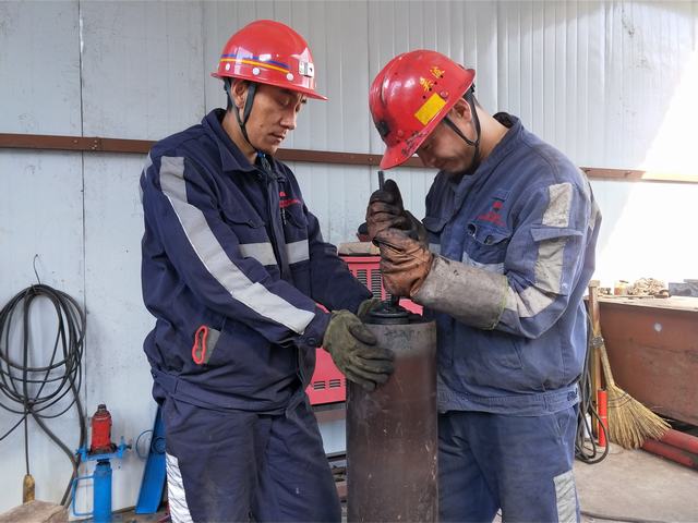 班組“領(lǐng)頭羊”吳波