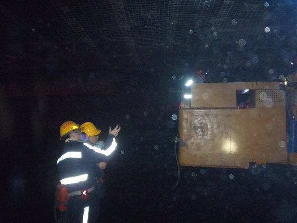 陜煤建設(shè)掘進公司：安全生產(chǎn)雙輪驅(qū)動 打好歲末年關(guān)“收官”戰(zhàn)