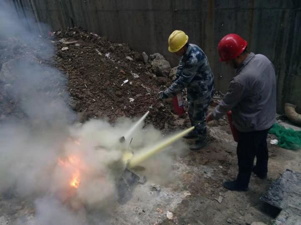 陜煤建設(shè)天工公司施工現(xiàn)場消防演練助力全年安全生產(chǎn)目標(biāo)實(shí)現(xiàn)