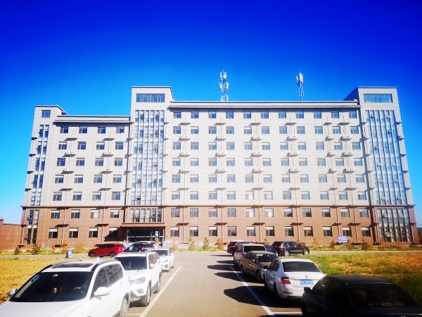 陜煤建設(shè)澄合分公司承建的曹家灘職工公寓2號(hào)樓及連廊工程榮獲“太陽(yáng)杯”