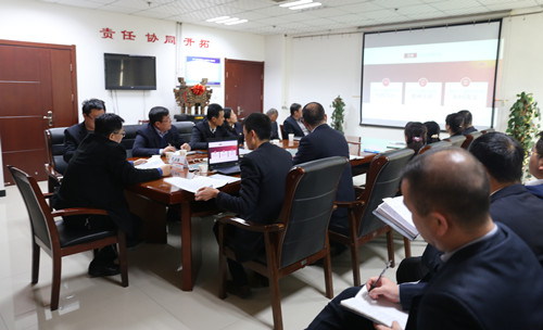 陜煤建設(shè)各領(lǐng)導(dǎo)深入黨建聯(lián)系點(diǎn)宣講黨的十九屆四中全會精神