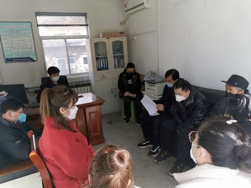 陜煤建設(shè)銅煤公司開展“傳承五四精神?做有擔(dān)當(dāng)?shù)那嗄耆恕敝黝}活動