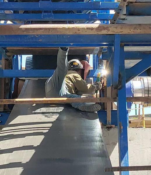 陜煤建設(shè)礦建二公司車村安裝人的五一節(jié)奏