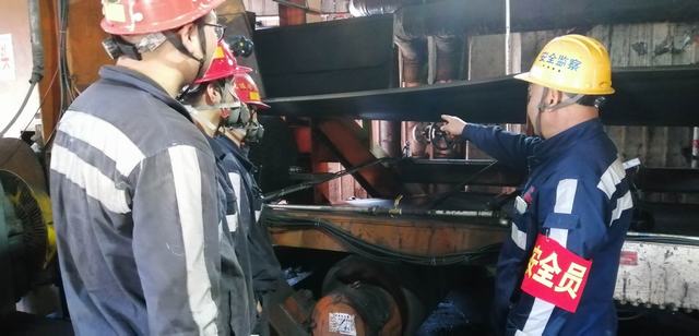 陜煤建設洗選煤運營公司“紅袖章”筑牢安全生產“防護墻”