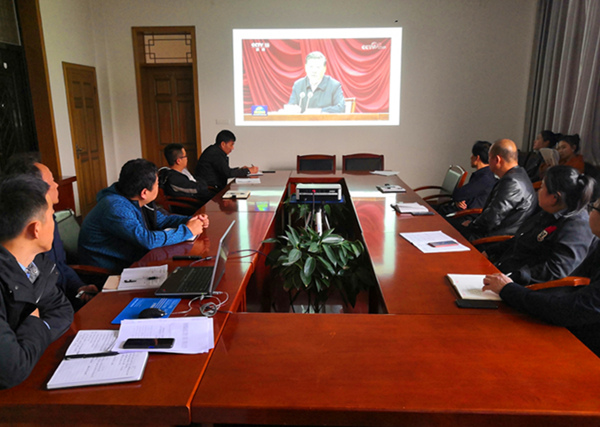 陜煤建設(shè)礦建三公司認(rèn)真學(xué)習(xí)貫徹黨的十九屆五中全會精神