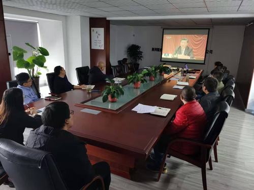 陜煤建設咸陽分公司積極傳達學習黨的十九屆五中全會精神