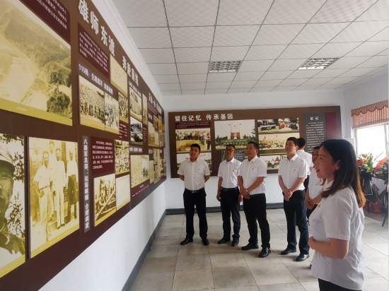 陜煤建設(shè)漢中分公司走進八路軍東渡黃河出師抗日紀念館學習黨史教育