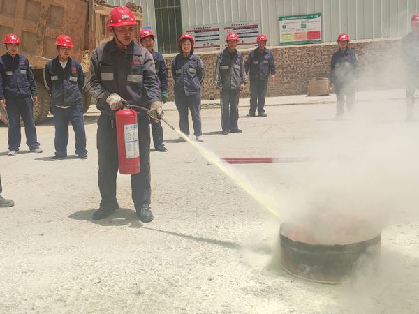 陜煤建設(shè)洗選煤運(yùn)營(yíng)公司銅川制沙運(yùn)營(yíng)項(xiàng)目部：消防演練促安全，防火意識(shí)記心間