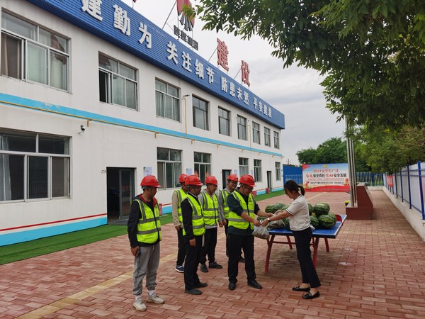 陜煤建設(shè)榆林公司 基層慰問暖人心 座談交流鼓干勁