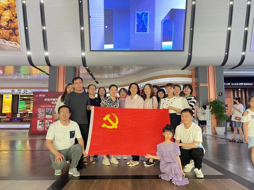 陜煤建設(shè)公司開展“重溫紅色記憶 堅(jiān)定理想信念”主題觀影活動