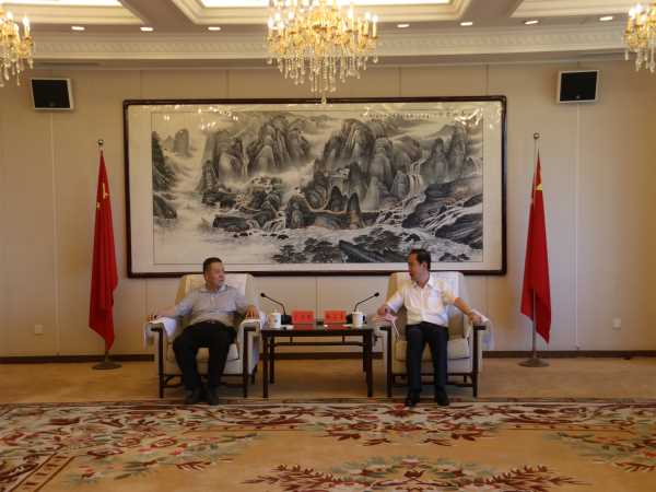 陜煤建設(shè)與鄂爾多斯市政府開(kāi)展合作交流