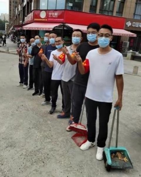 陜煤建設(shè)新城公司開展“迎十四運(yùn) 創(chuàng)文明城”志愿者活動