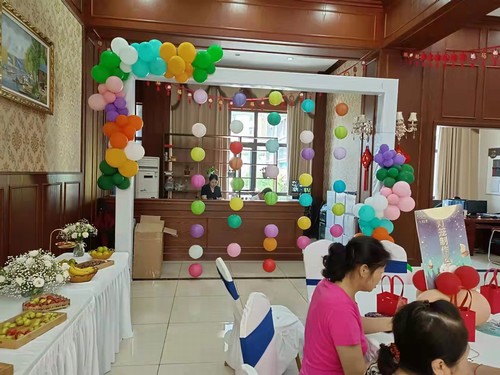 建設(shè)集團大秦置業(yè)公司龍灣水境舉辦中秋節(jié)活動