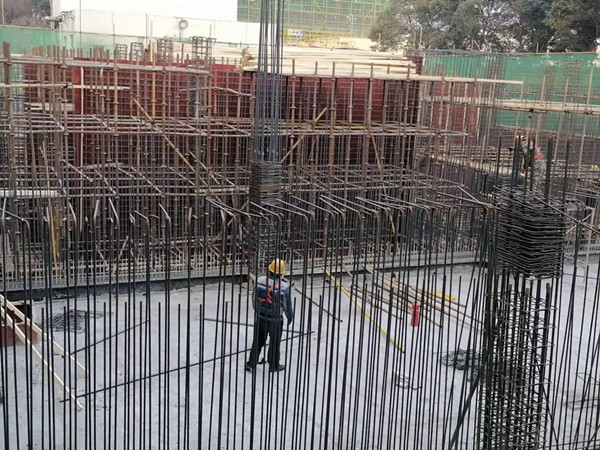 陜煤建設(shè)機(jī)電安裝公司渭化項(xiàng)目部戰(zhàn)“疫”?！爱a(chǎn)”在行動