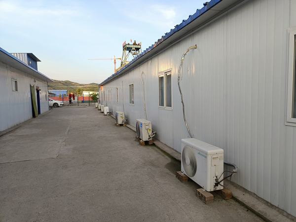 陜煤建設礦建二公司：空調進工地 清涼且暖心