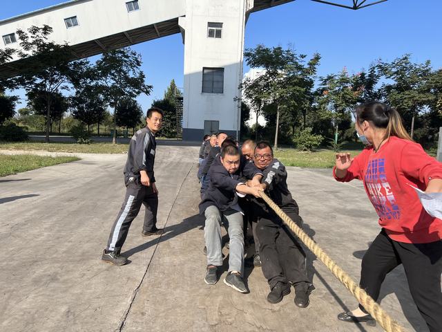 心的凝聚，力的較量