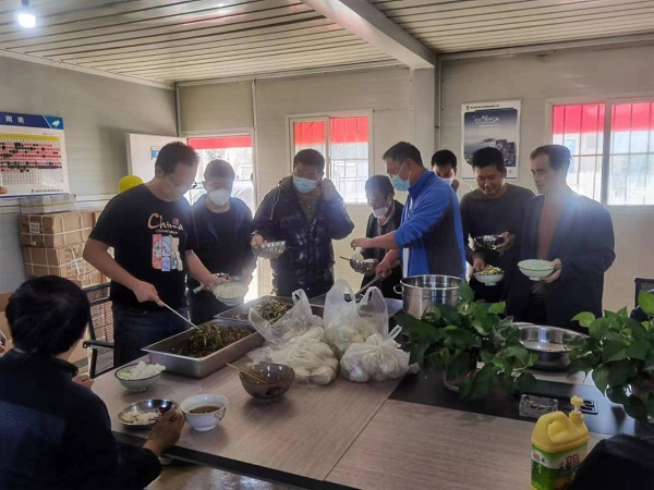 陜煤建設(shè)綠宇公司：蒲城倒班樓項目 嚴(yán)把質(zhì)量促進度 加班加點趕工期