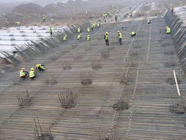 陜煤建設(shè)漢中分公司抓重點、克難點、保節(jié)點，全面掀起施工建設(shè)新高潮