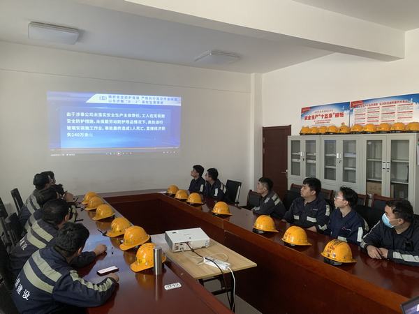 陜煤建設洗選煤運營公司神渭首端運營項目部：培訓標準化，做好新員工“指向燈”