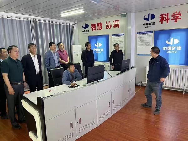 陜煤建設(shè)考察團(tuán)一行到中煤三建進(jìn)行對(duì)標(biāo)學(xué)習(xí)