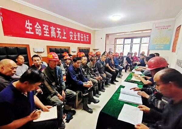 陜煤建設(shè)澄合分公司第一機(jī)電安裝項(xiàng)目部“三注重”推進(jìn)安全管理持續(xù)升溫