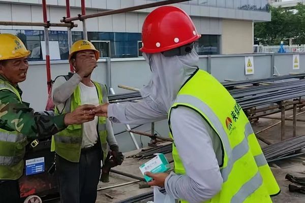 陜煤建設(shè)天工公司土建七部：戰(zhàn)高溫不服“暑”，保進(jìn)度獻(xiàn)“涼”策