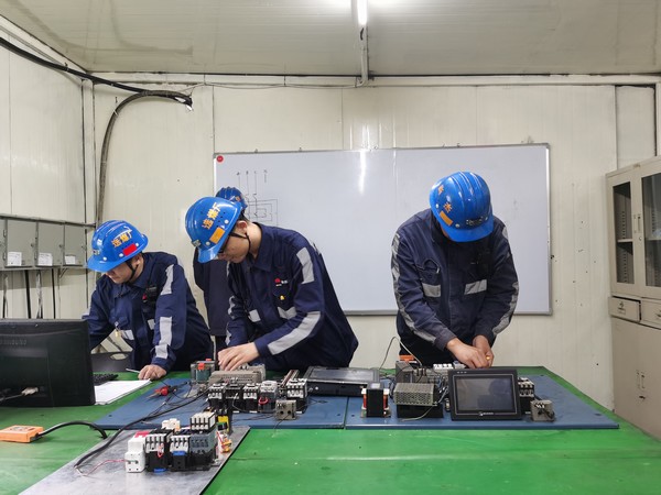 陜煤建設(shè)洗選煤運營公司紅柳林洗煤廠項目部： “節(jié)”我所能    綠色生活