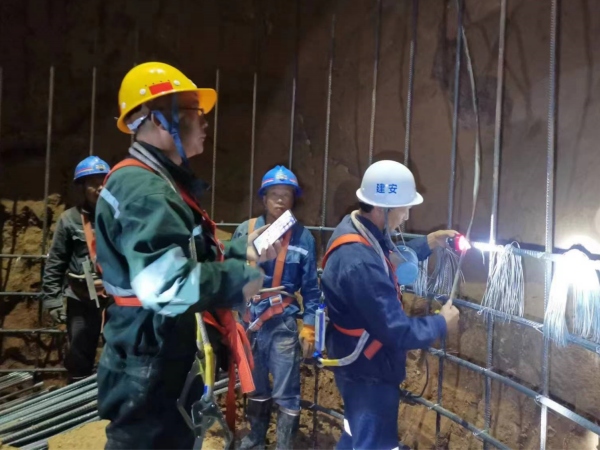 陜煤建設(shè)礦建三公司董東項目部順利完成專用回風立井表土段施工