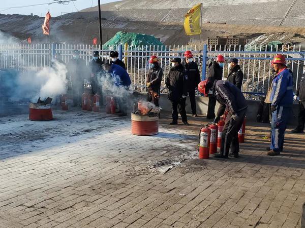 陜煤建設(shè)煤礦運(yùn)營(yíng)服務(wù)分公司：“三落實(shí)三確?！贝龠M(jìn)“百日安全規(guī)范行”活動(dòng)順利推進(jìn)