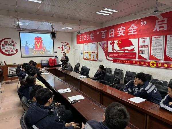 陜煤建設(shè)洗選煤運(yùn)營(yíng)公司檸條塔運(yùn)營(yíng)項(xiàng)目部：激情演講擊人心，安全之聲遏三違