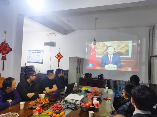 陜煤建設(shè)銅煤公司第二十一項(xiàng)目部開展慶元旦活動(dòng)
