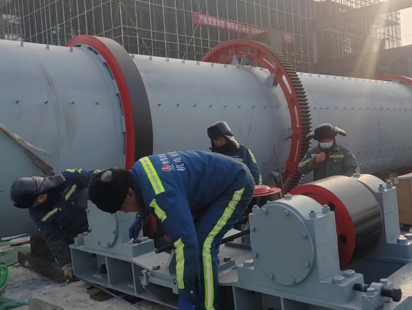 陜煤建設(shè)機(jī)電安裝公司涼水井項(xiàng)目部多措并舉穩(wěn)生產(chǎn)、抓安全、促發(fā)展