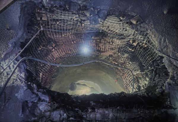 陜煤建設(shè)礦建二公司王峰項目部：凝心聚力攻克貫通“硬骨頭”