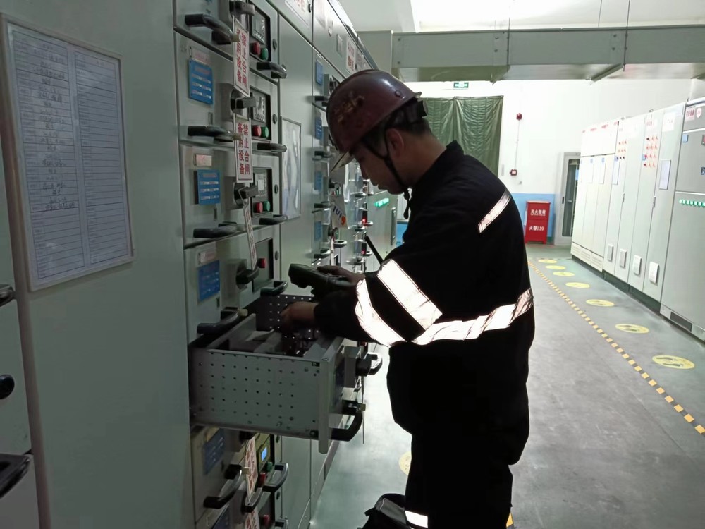 陜煤建設(shè)洗選煤運(yùn)營(yíng)公司澄合山陽(yáng)運(yùn)營(yíng)項(xiàng)目部：上好雨季三防“安全密碼鎖”解鎖平安之夏